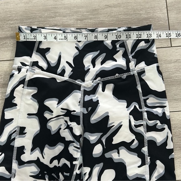 Cycle House, Powered by Marika, Exercise Shorts, Women's - Picture 2 of 8